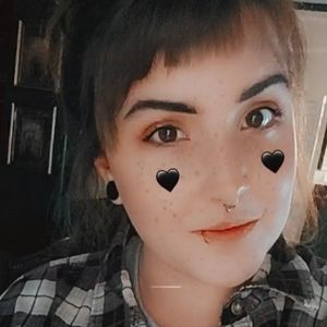 Meet your Posher, Alyssa